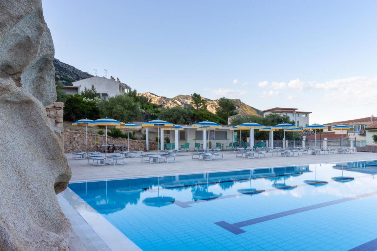 Hotel Brancamaria Кала-Гононе Экстерьер фото