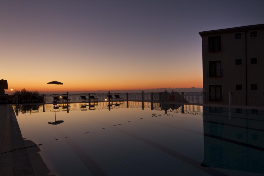 Hotel Brancamaria Кала-Гононе Экстерьер фото